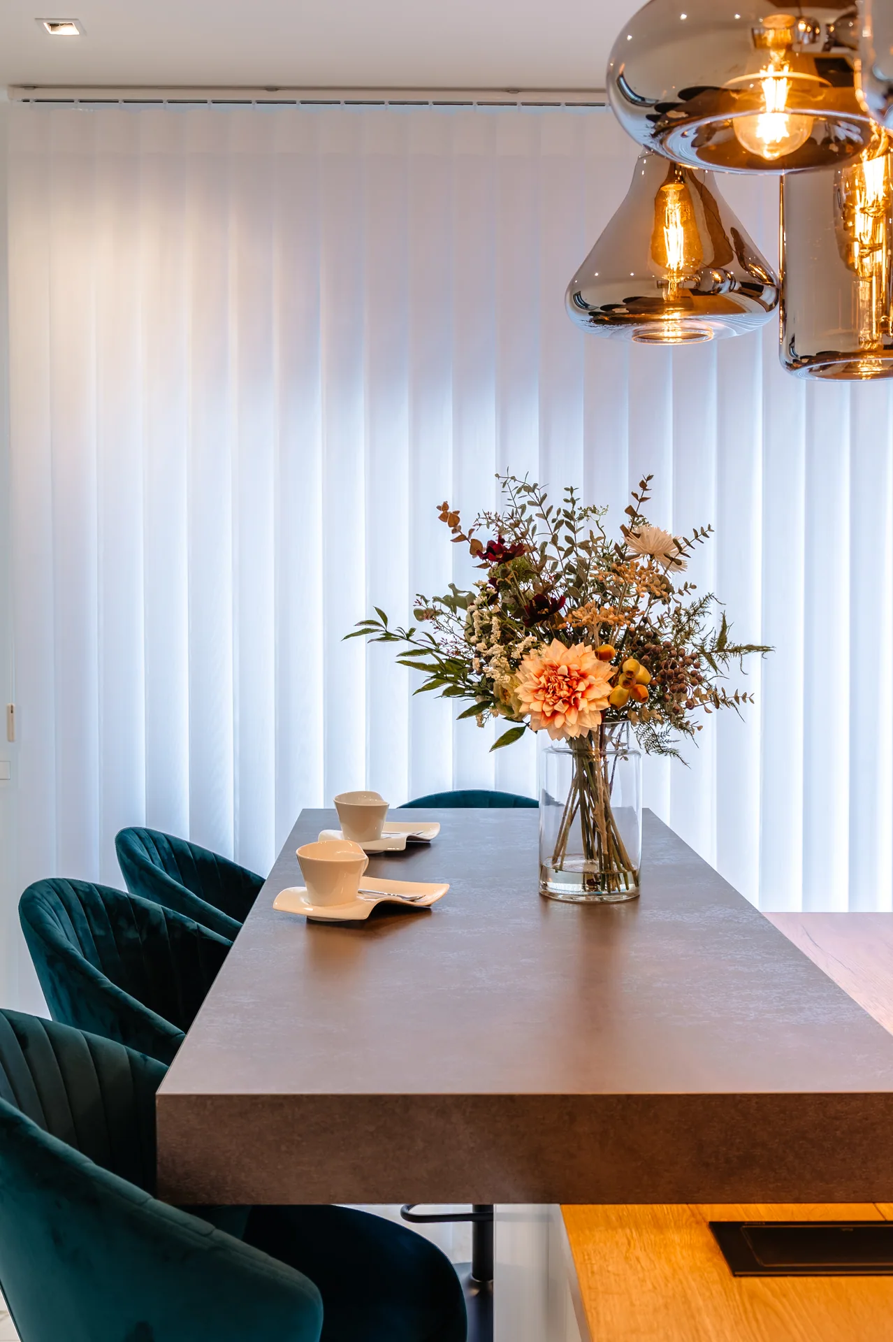 Plus — arctic white, blat oak ventura — poza 17