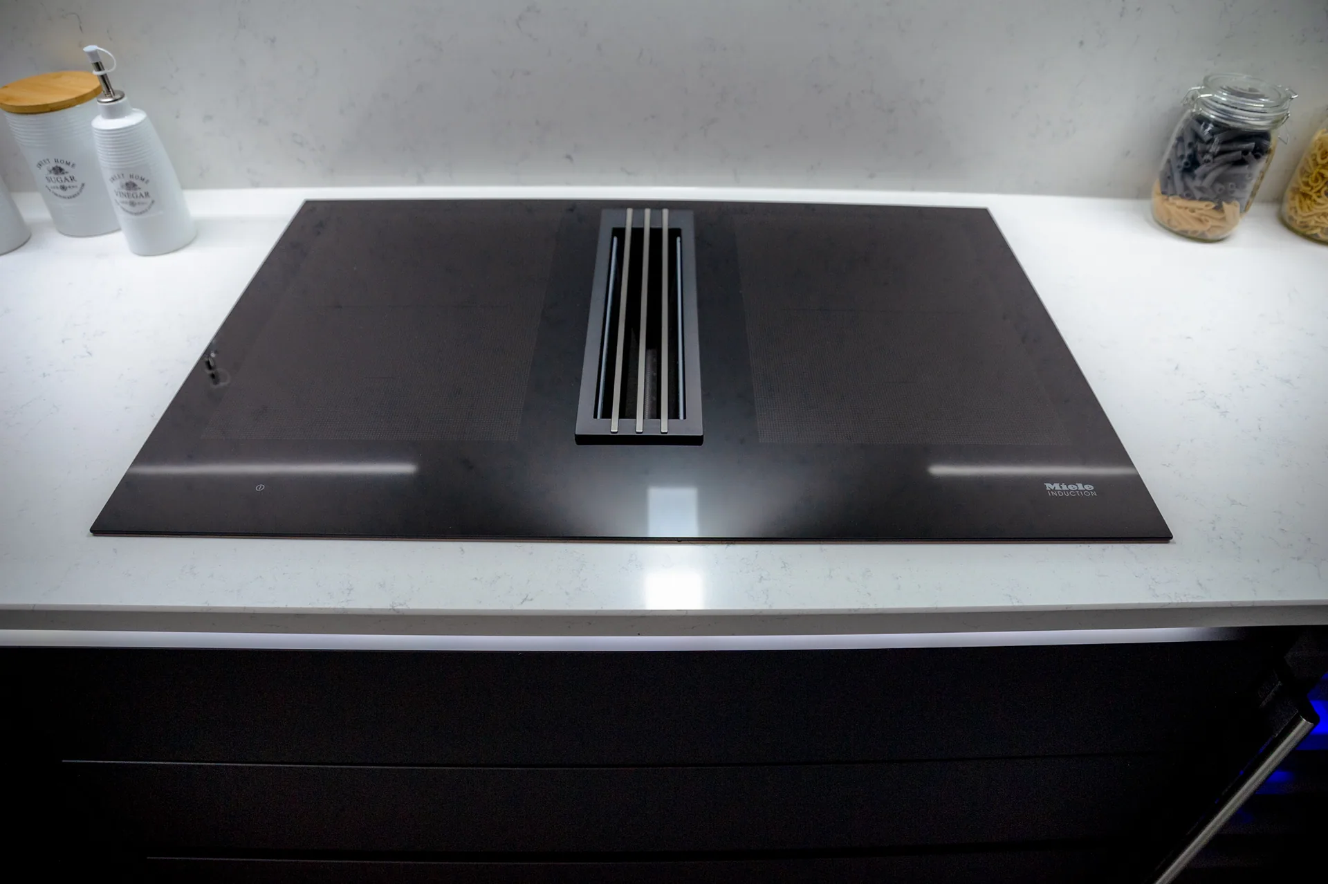 Plus — black, blat quartz — poza 4