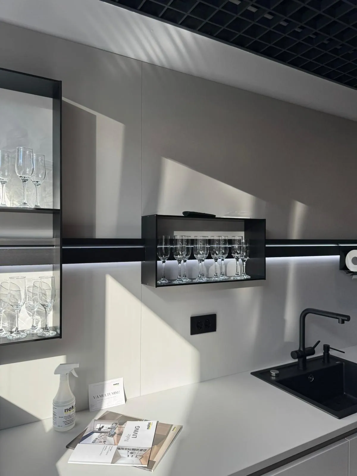 Soft Lack — platinum grey, proiect Suceava